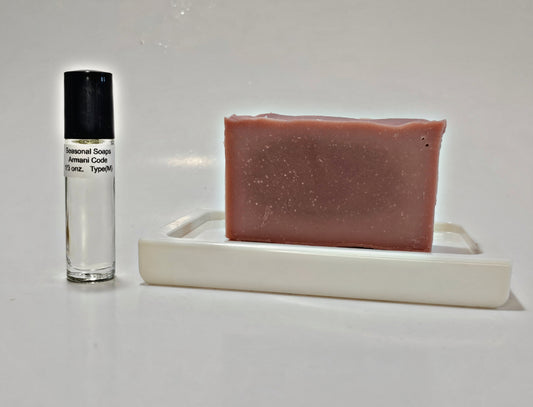 Jabón en barra con la fragancia Aqua de Gio y el perfume en aceite inspirado en Armani Code for men.